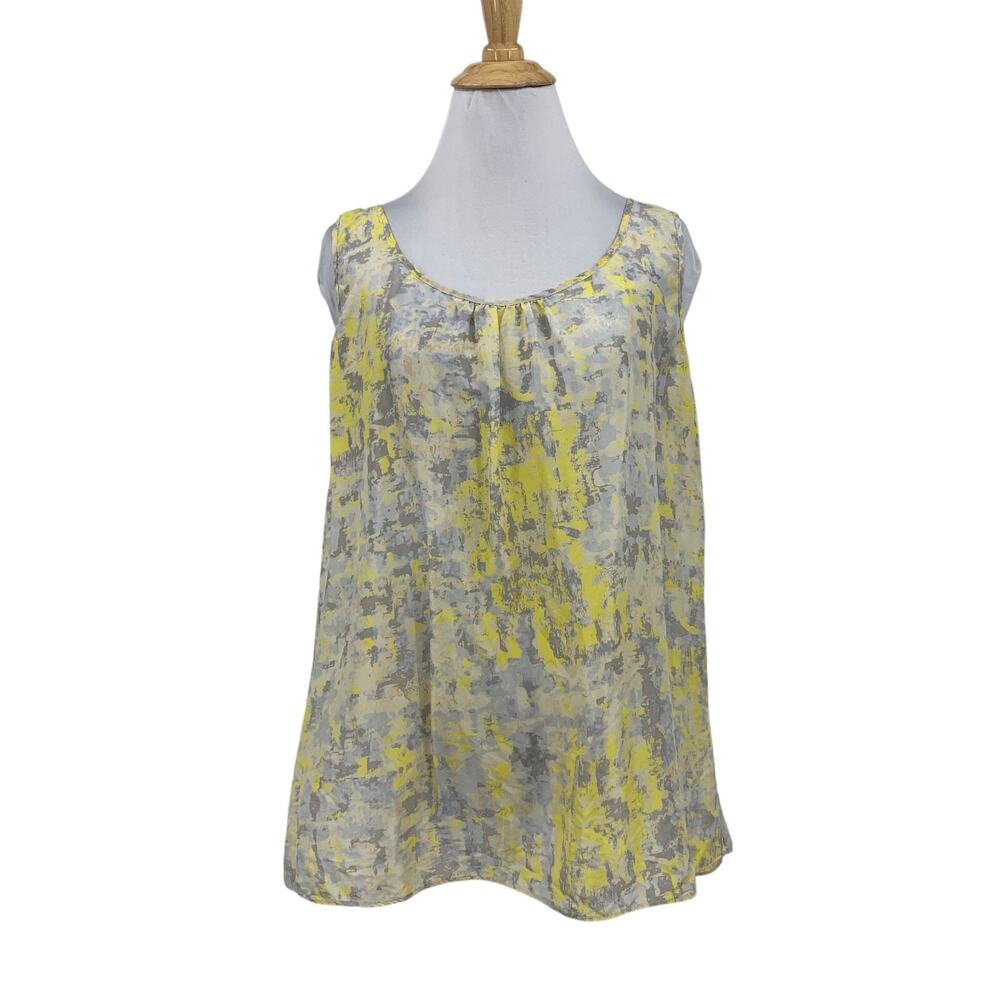 Cabi Tank Top Womens M Medium Multi Silk Whisper Flowy Button Tulip Back Scoop